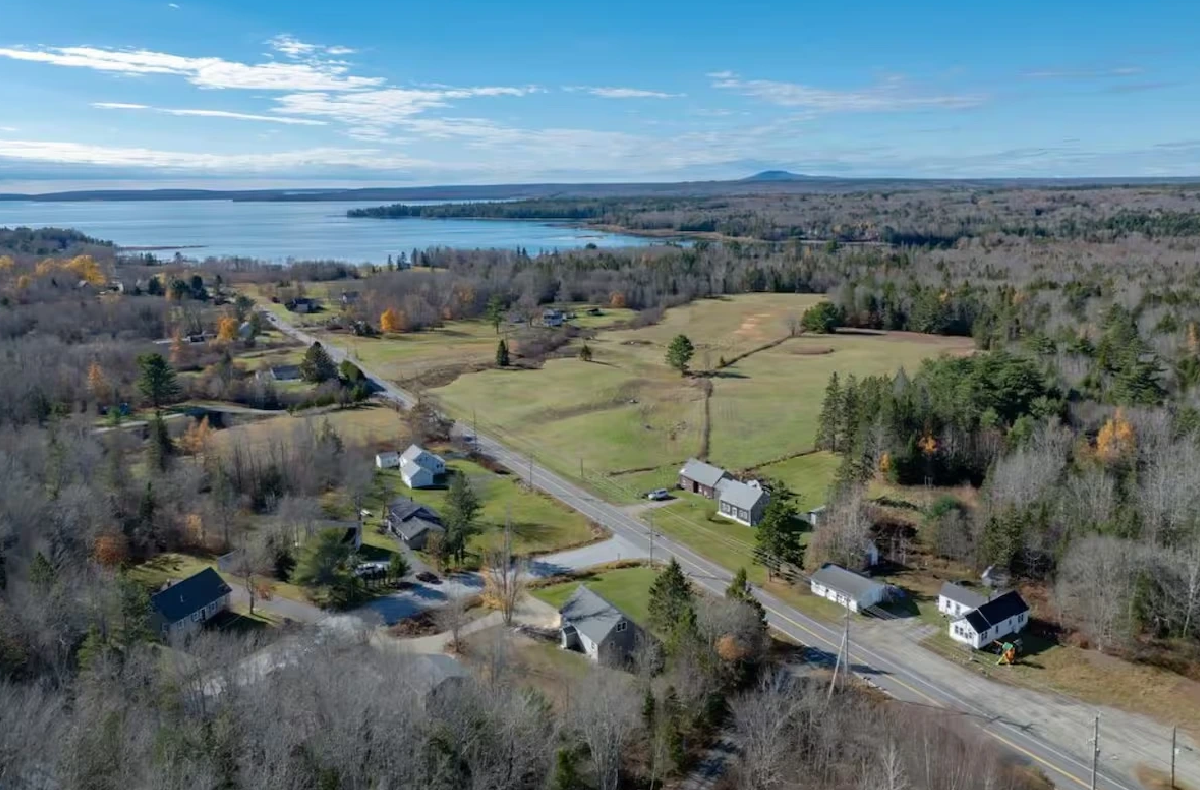 Newly Renovated Acadia Getaway